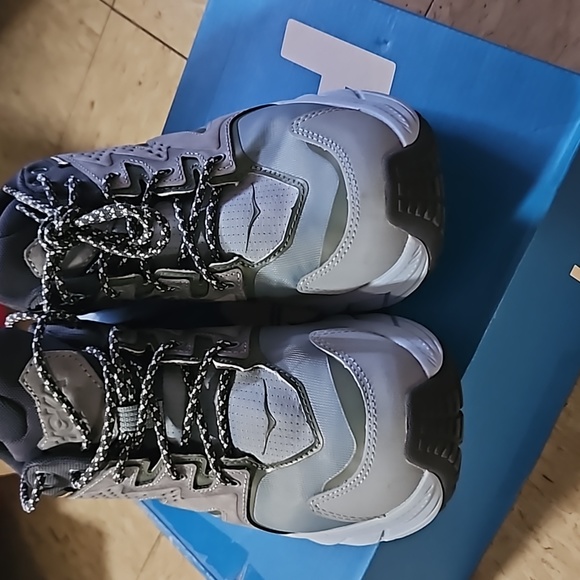 Hoka  Sneakers - Picture 5 of 9